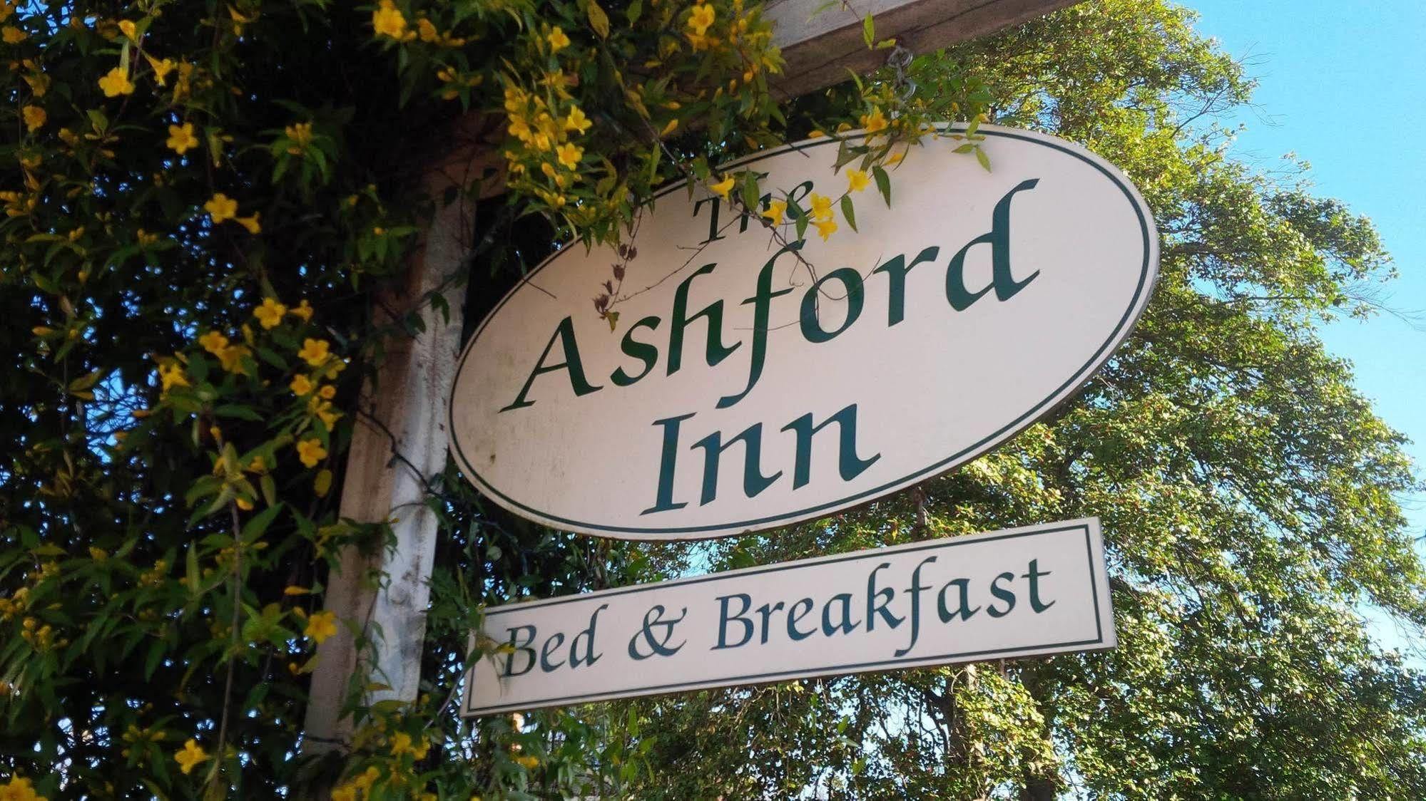 The Ashford Inn Clinton Exteriör bild