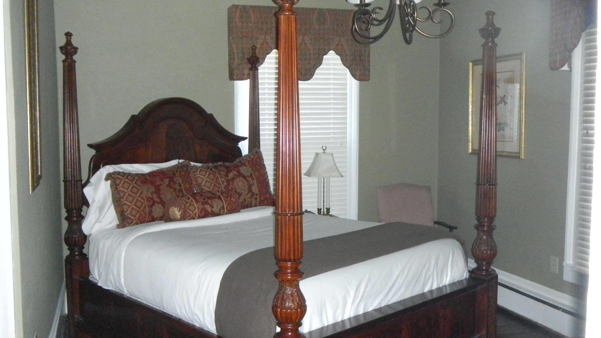 The Ashford Inn Clinton Exteriör bild